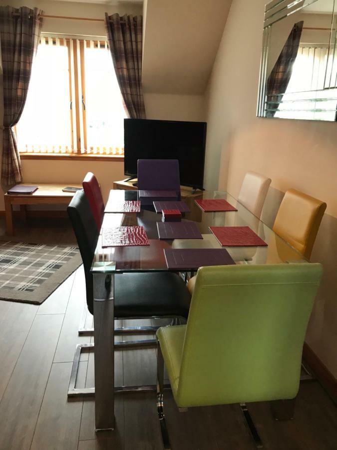 Cairngorm Mountain View Apartment Aviemore Ngoại thất bức ảnh